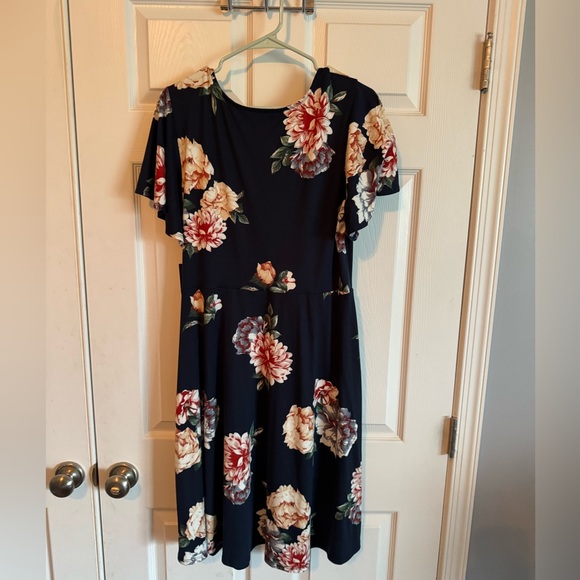 NWT Fortune + Ivy Roanne Faux Wrap Knit Dress - Navy Floral - Size 1X - Picture 7 of 8